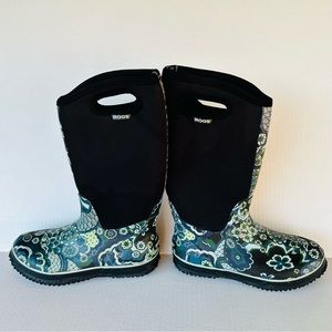 BOGS Boot Classic High Paisley Size 8
